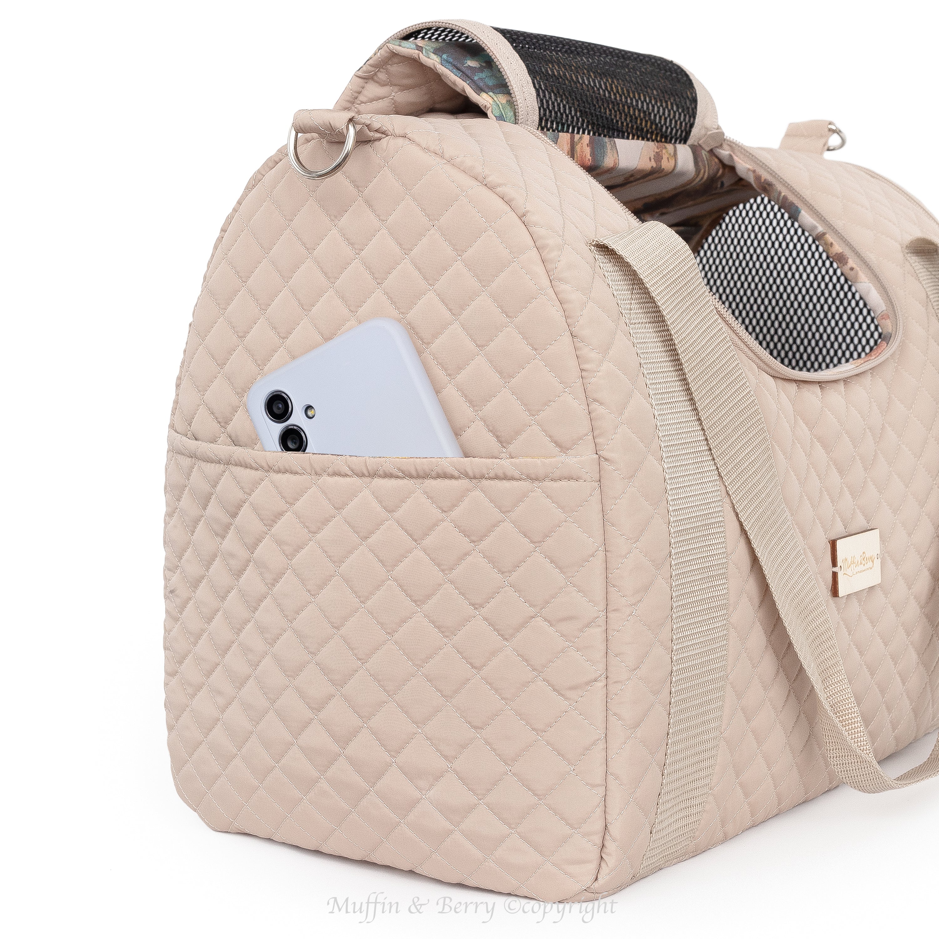 Fully enclosed pet carrier – GEMMA