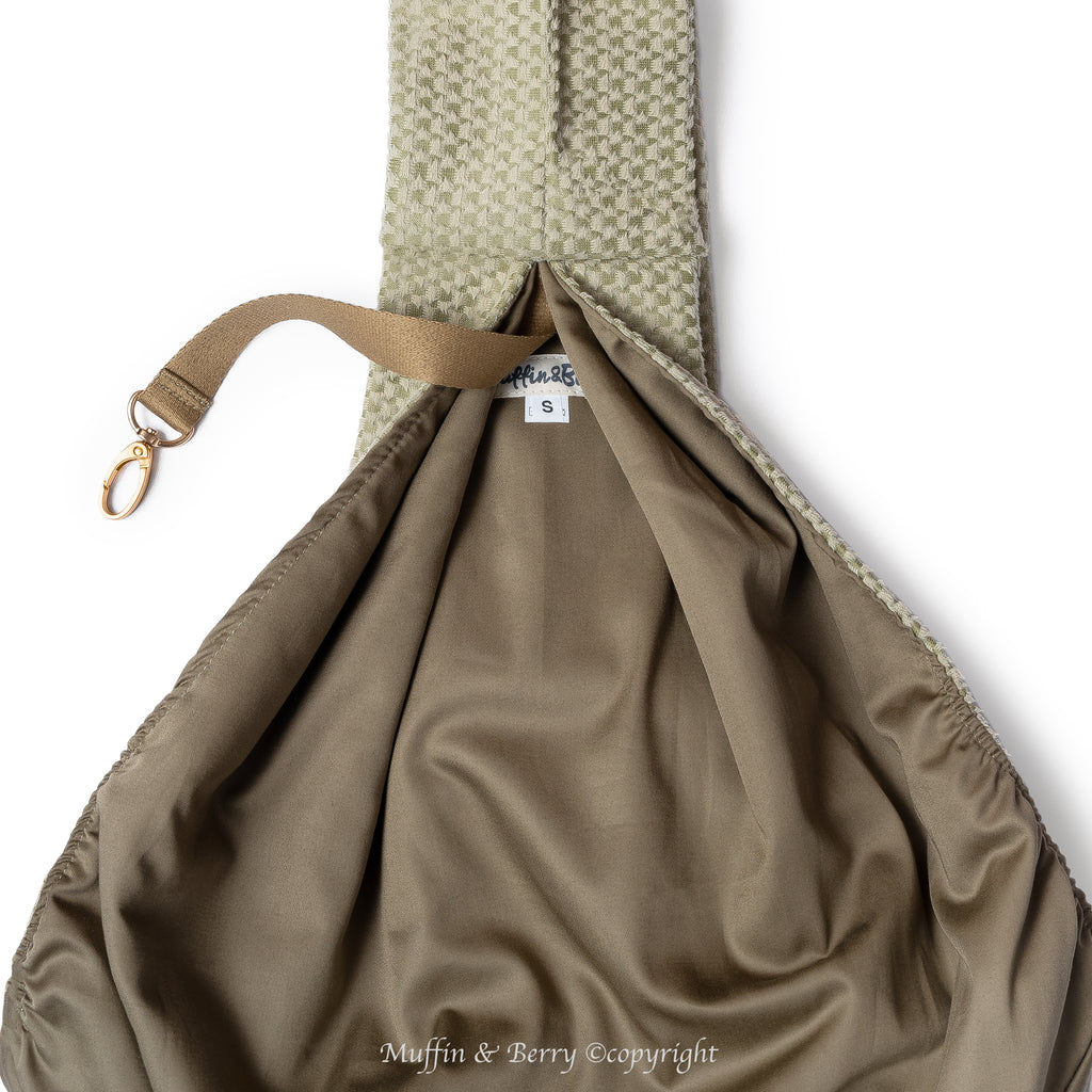Hands-Free Pet Sling Carrier – ZURI