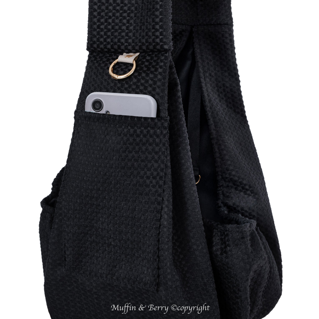 Hands-Free Pet Sling Carrier – SAWYER