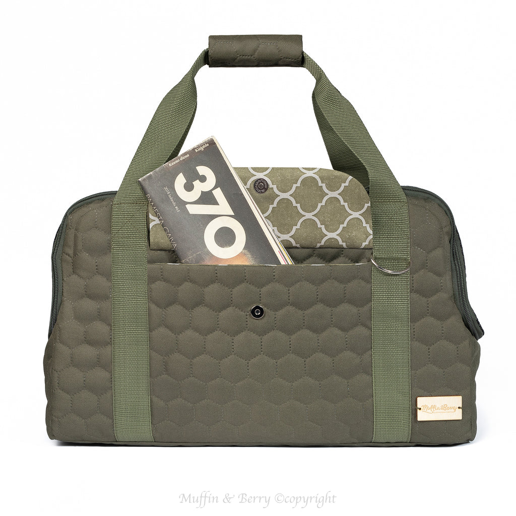 Muffin & Berry olive green pet travel carrier Elizabeth with open front storage pocket – spacious dog travel bag with organizer