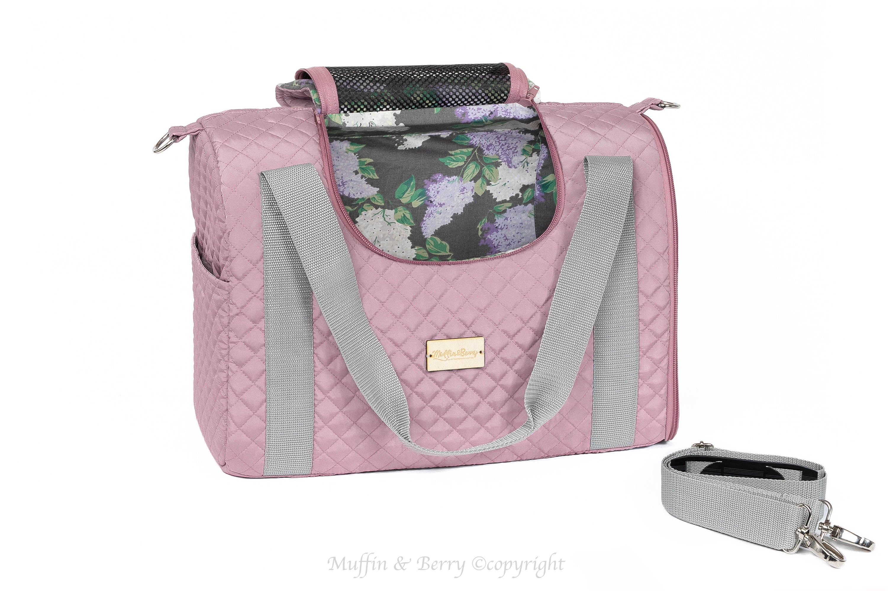 Fully enclosed pet carrier – LAYLA