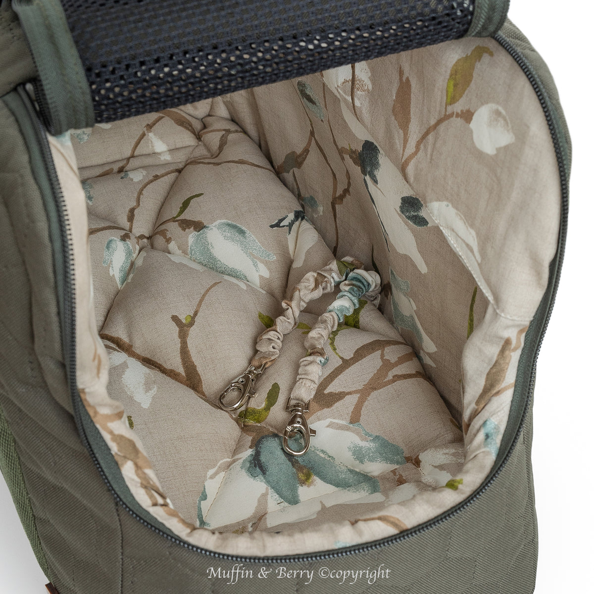 Pet travel carrier – MAGNOLIA