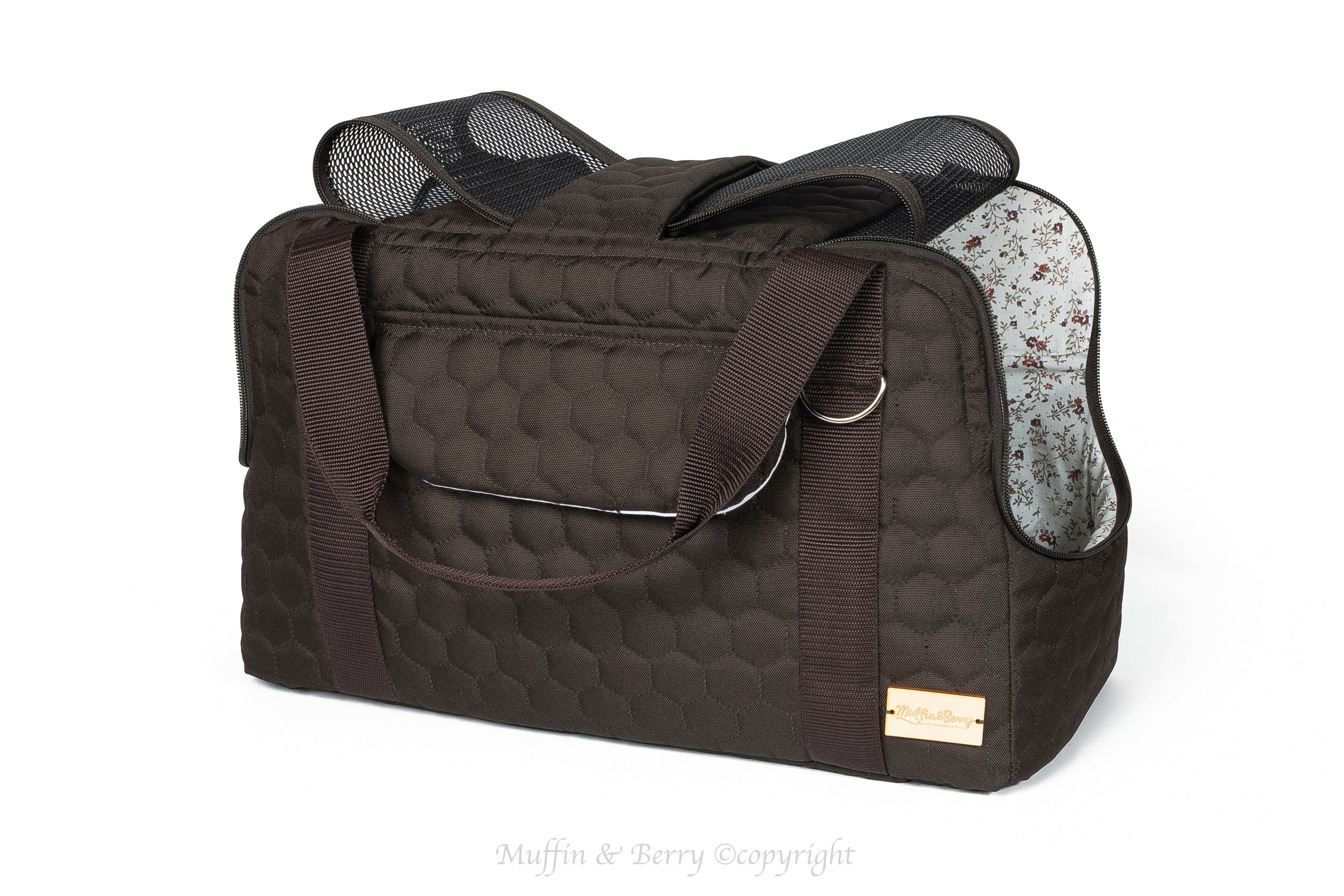 Pet travel carrier – MACA