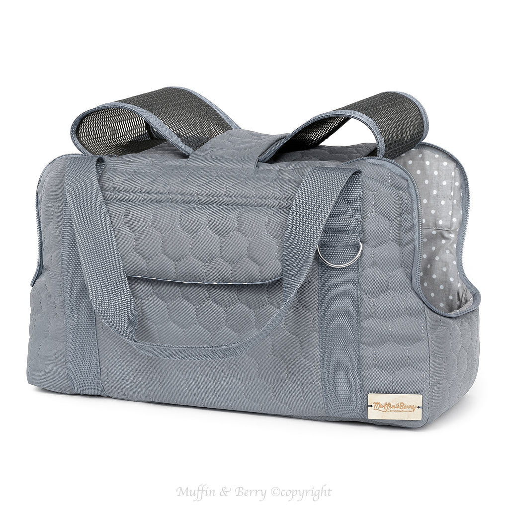 Pet travel carrier – HOWARD