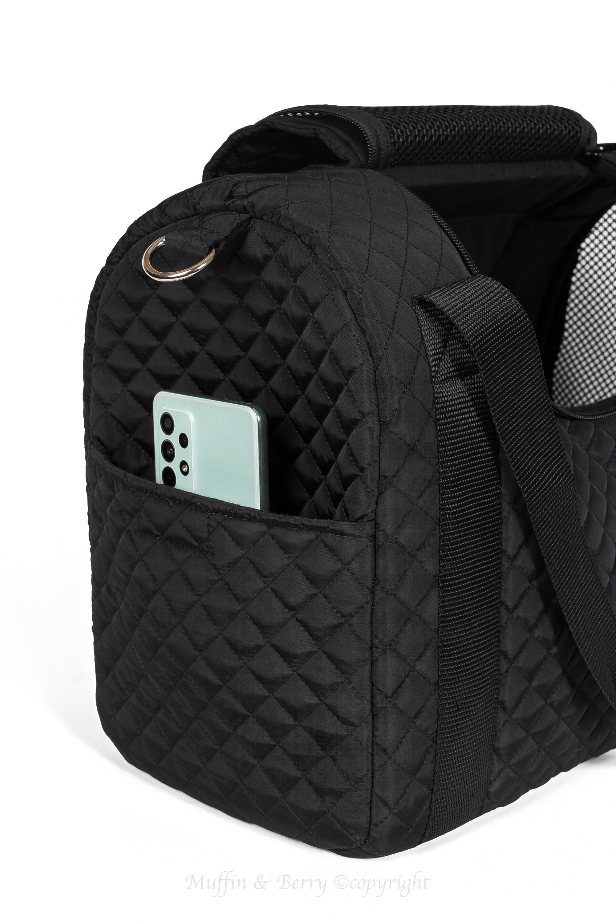 Fully enclosed pet carrier – SAMUEL
