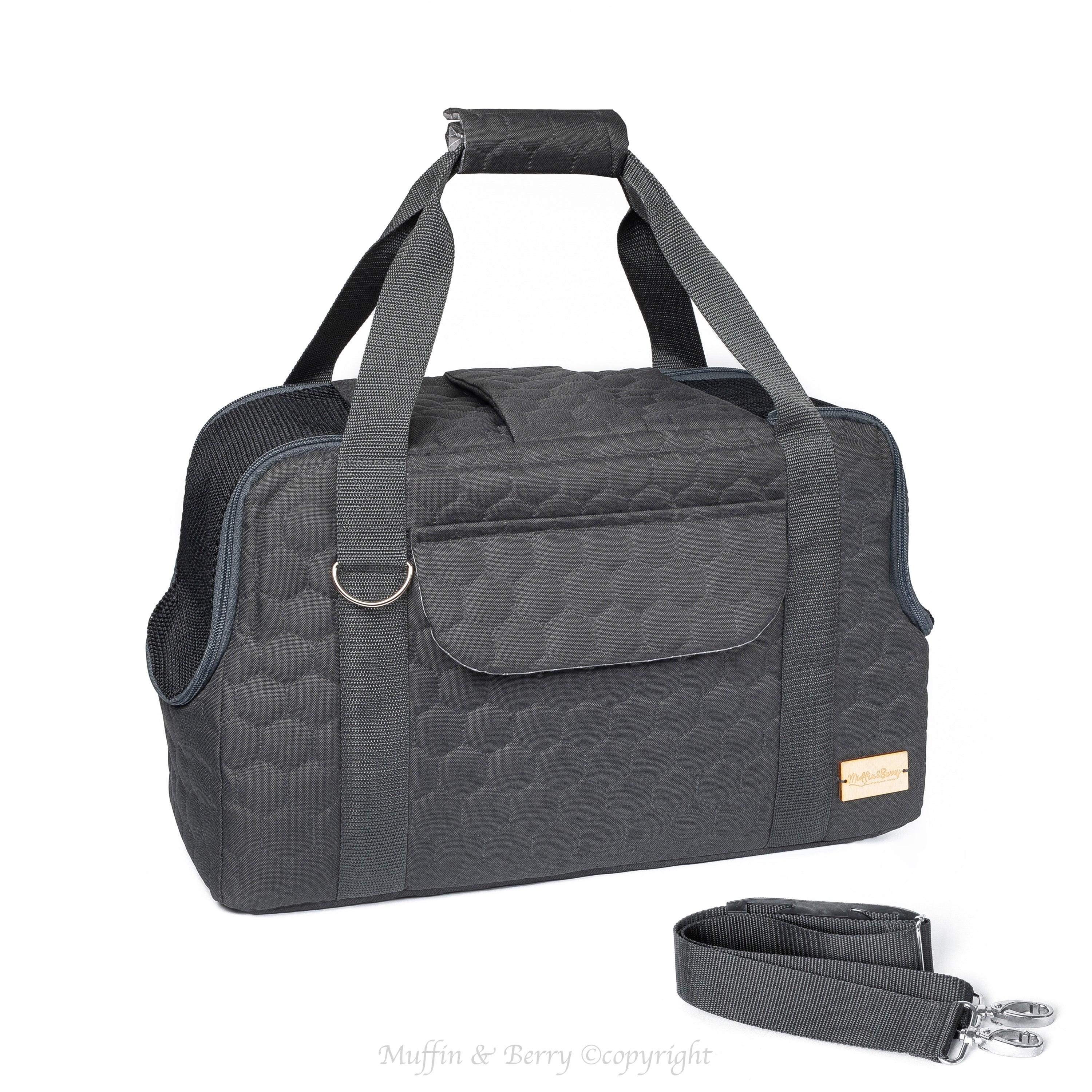 Pet travel carrier – ARTHUR
