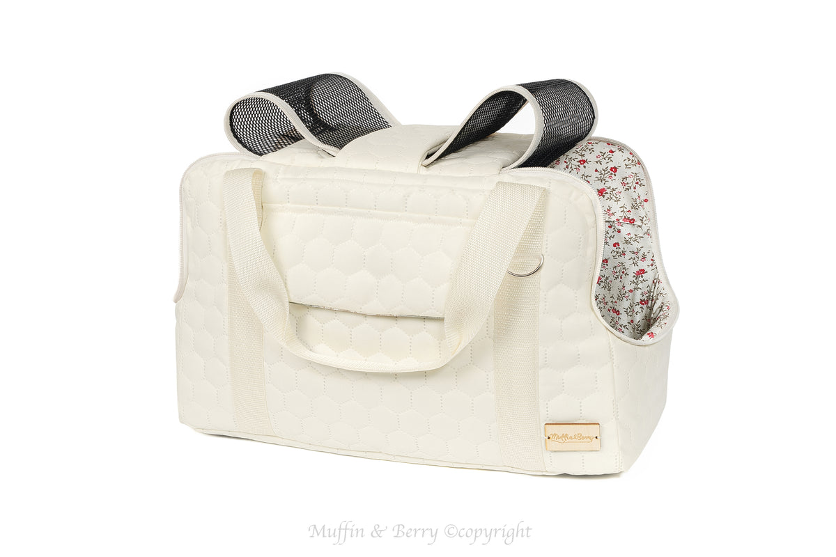 Pet travel carrier – GRACE