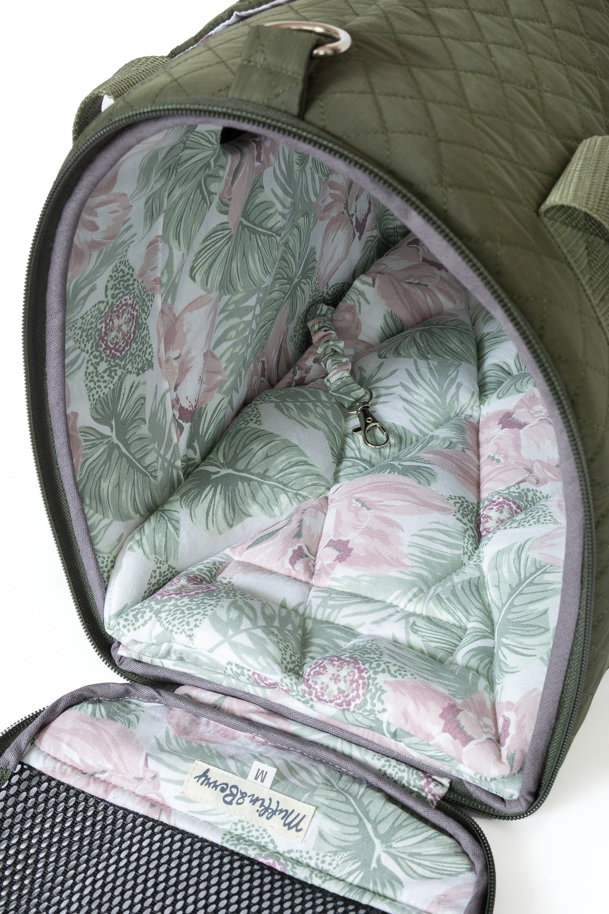 Fully enclosed pet carrier – ELEANOR