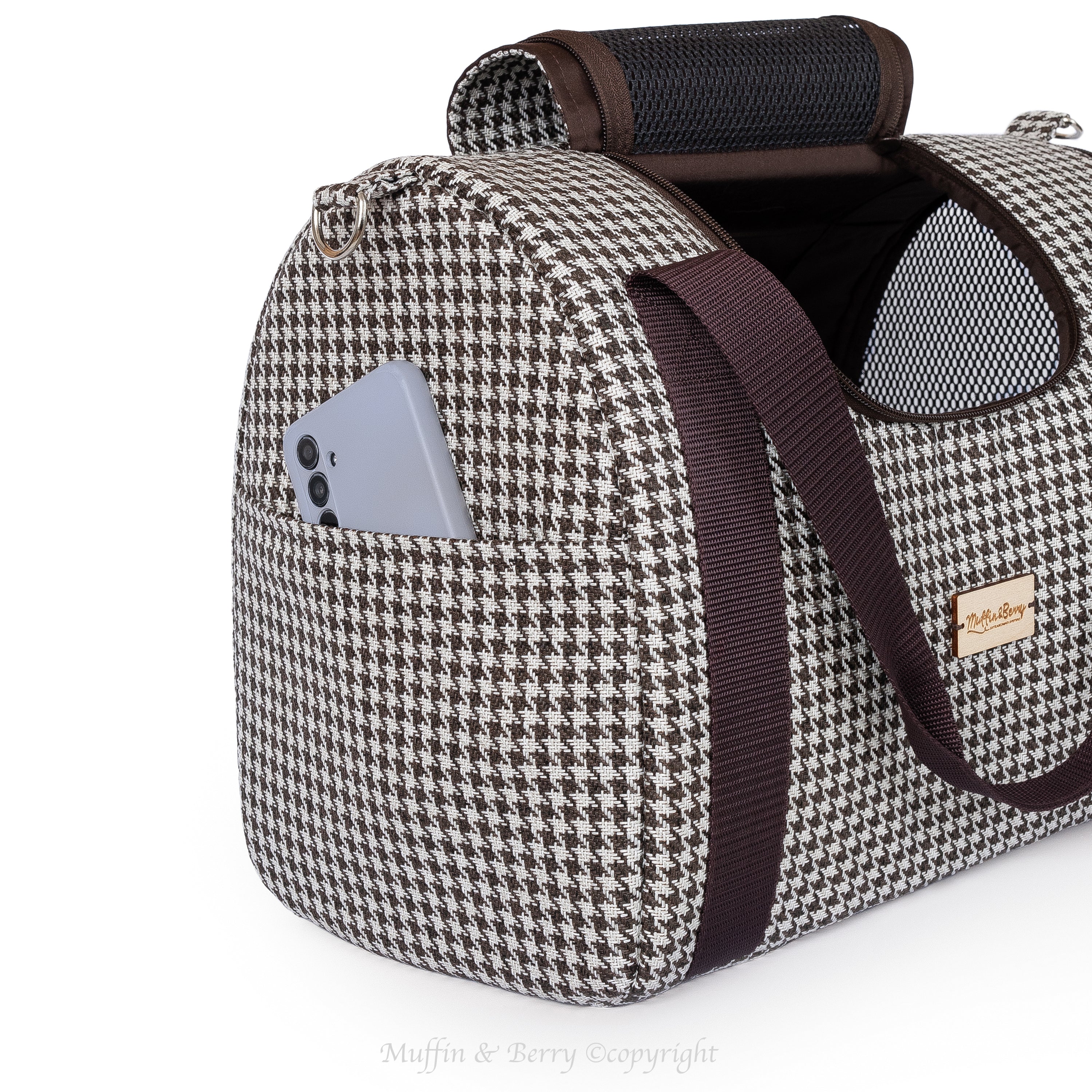 Fully enclosed pet carrier – GIANNA