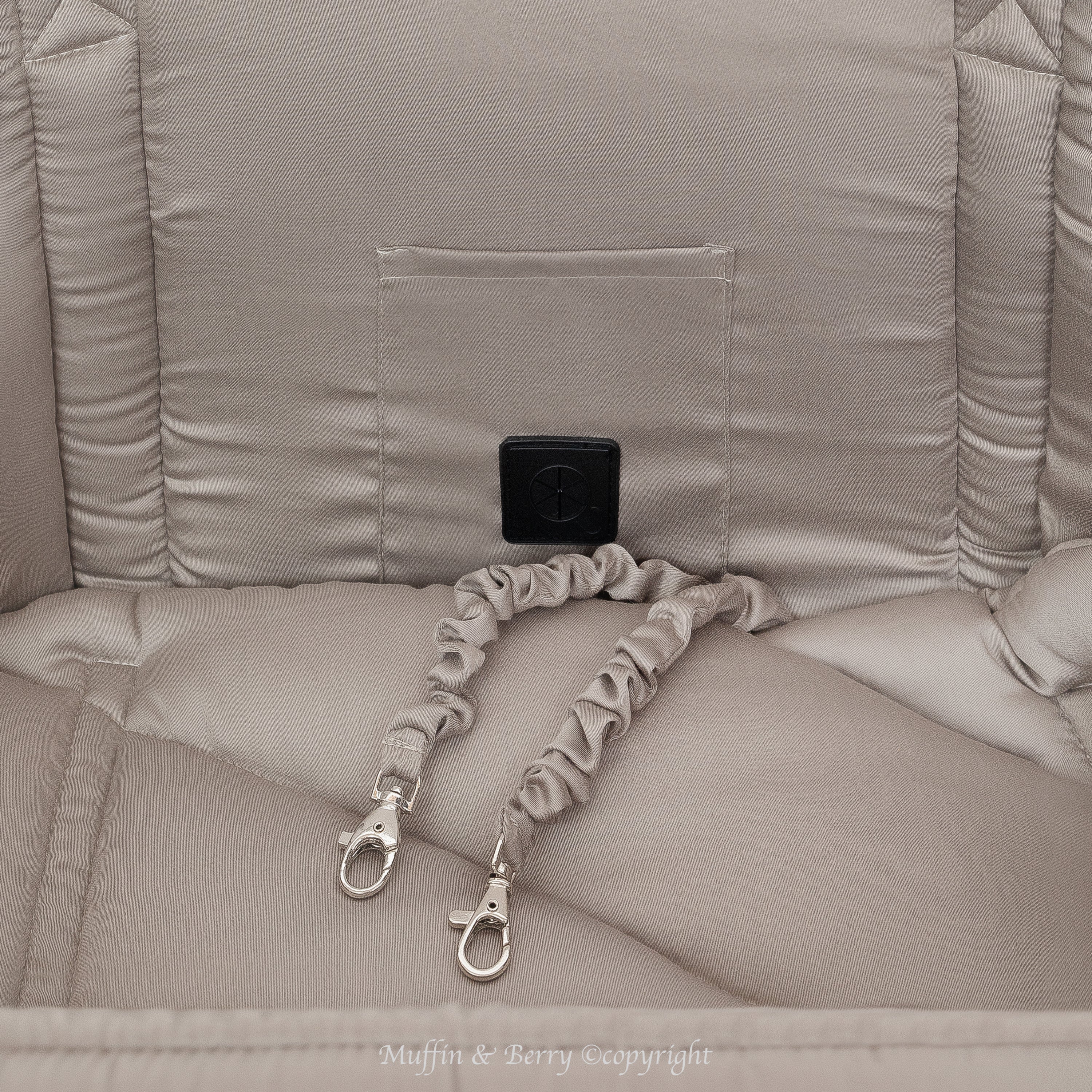Two-Sided Pet Carrier - GISELLE