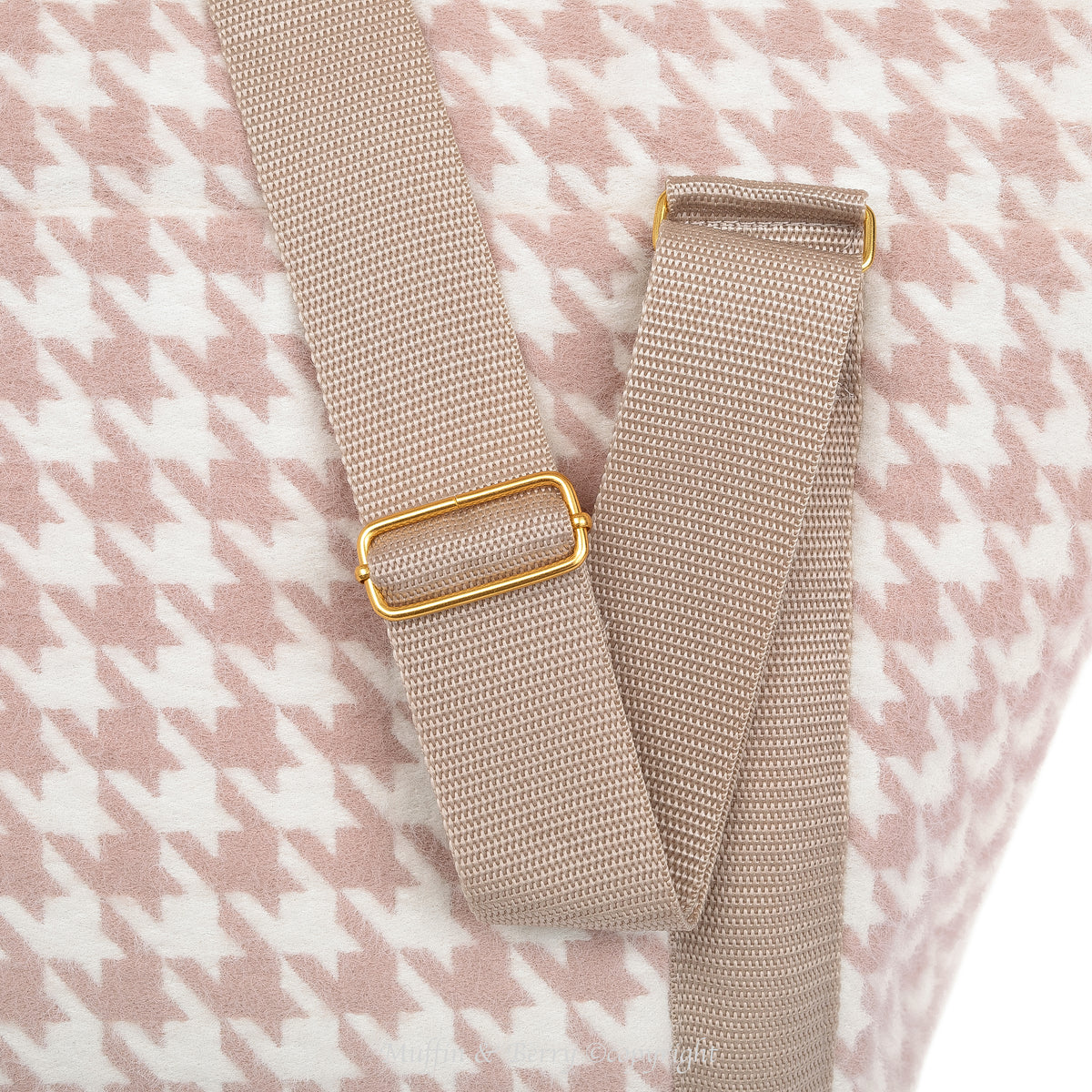 Close-up of adjustable rose pink nylon shoulder straps with gold-tone hardware on DAPHNE houndstooth tweed dog carrier bag, by Muffin & Berry