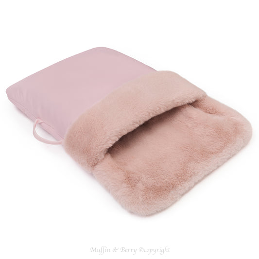 Faux-fur pocket LUMI