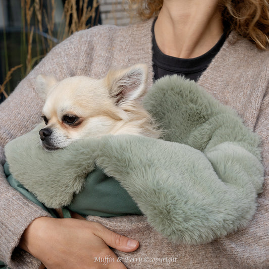 Faux-fur pocket SUVI