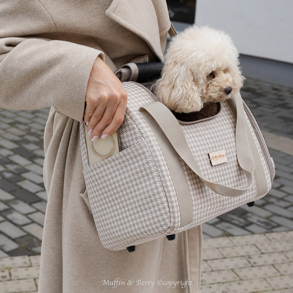 Fully enclosed pet carrier – CLAIRE