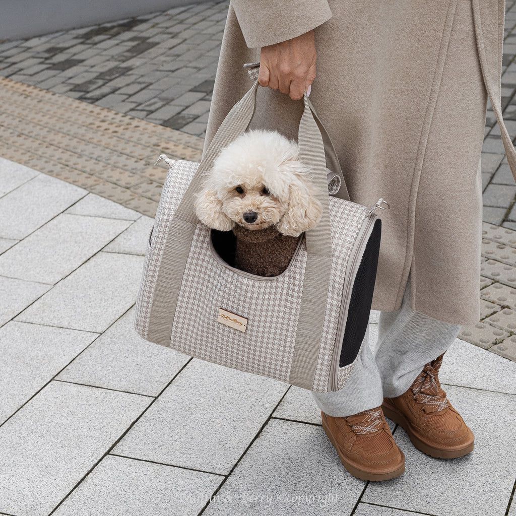 Fully enclosed pet carrier – CLAIRE