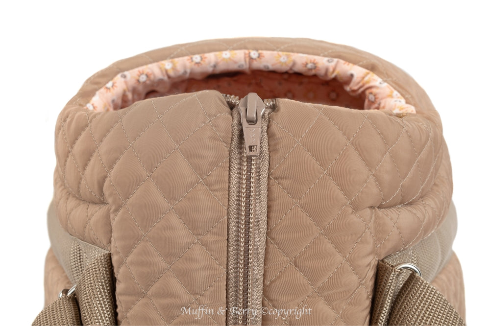Close-up of YKK zipper on AMELIA camel quilted dog carrier bag showing quilt pattern, by Muffin & Berry