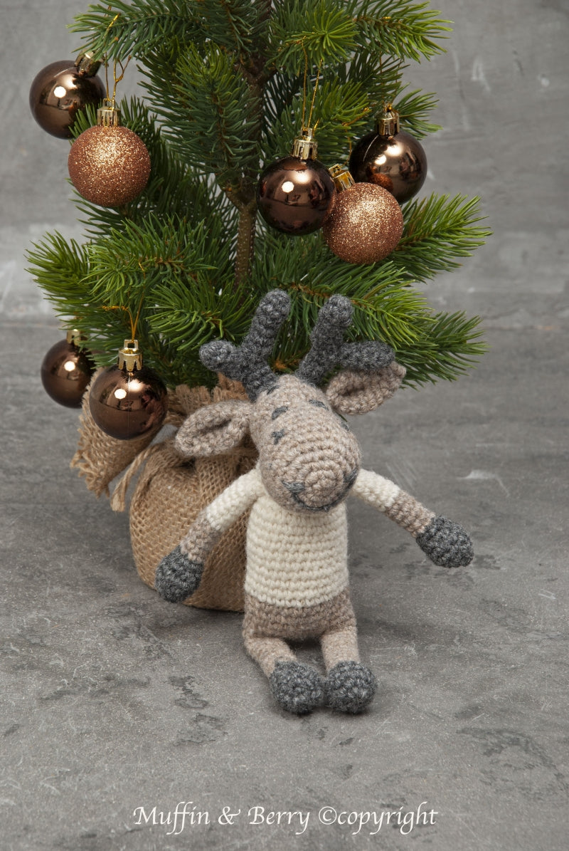 Crochet Moose Dog Toy – BERNARD