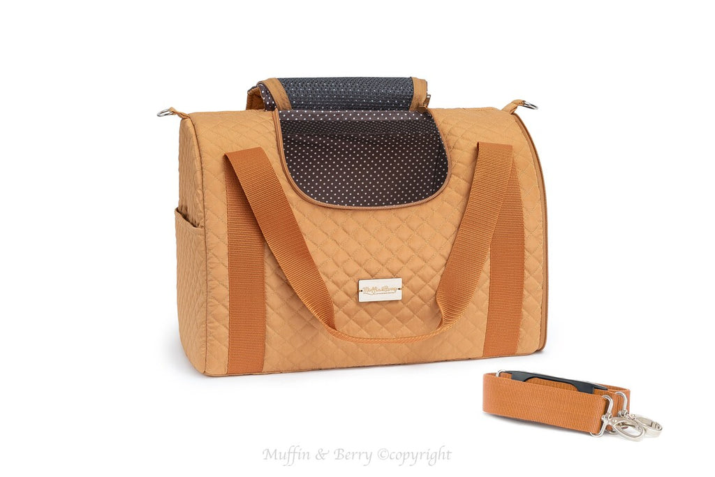 Fully enclosed pet carrier – ZELDA